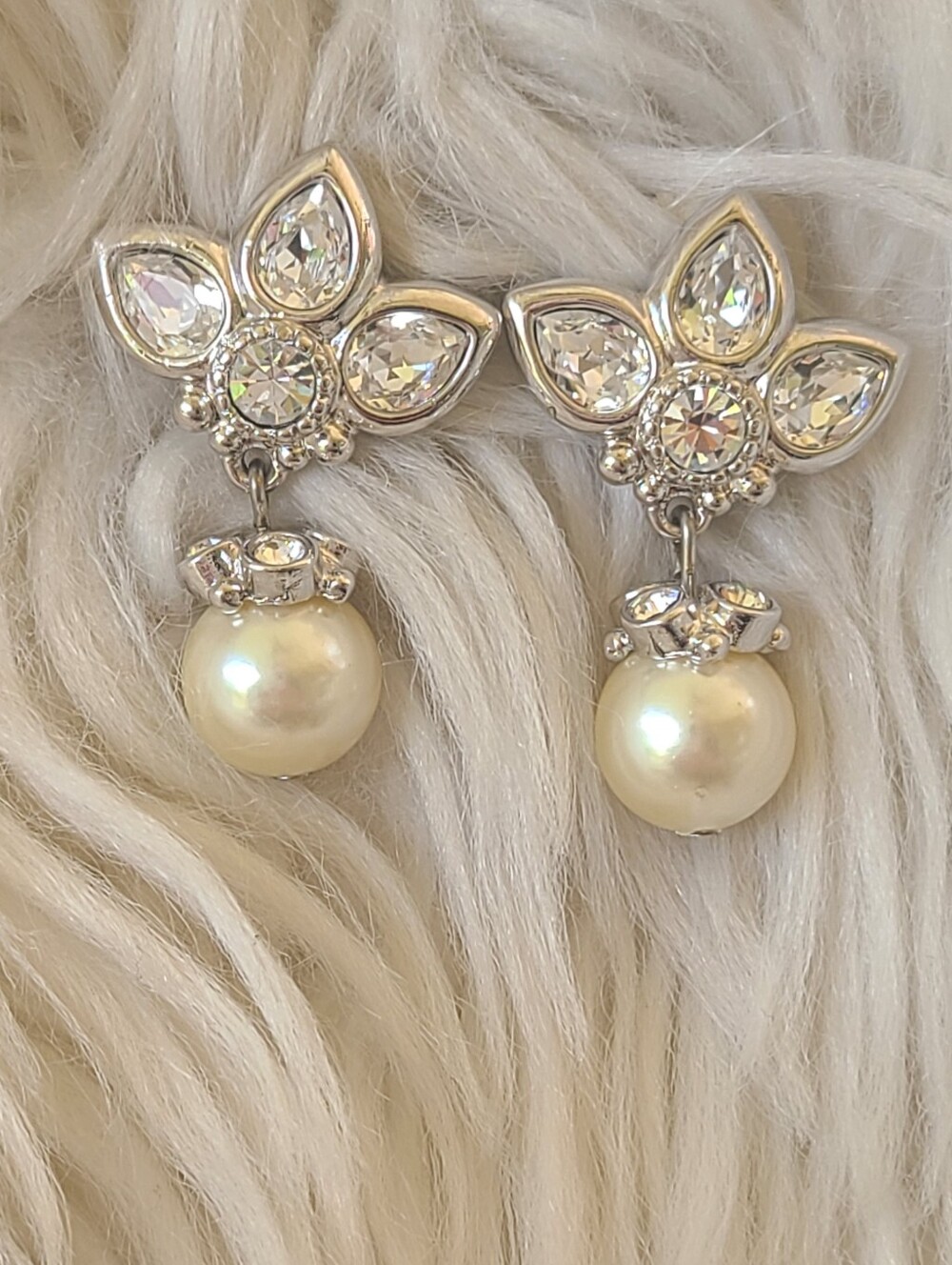 Swarovski Crystal Floral Pearl Drop Clip-On Earrings-Excellent Vintage Condition